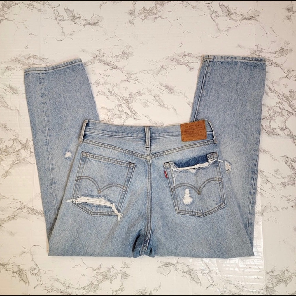 Levi wedgie 28 length 26